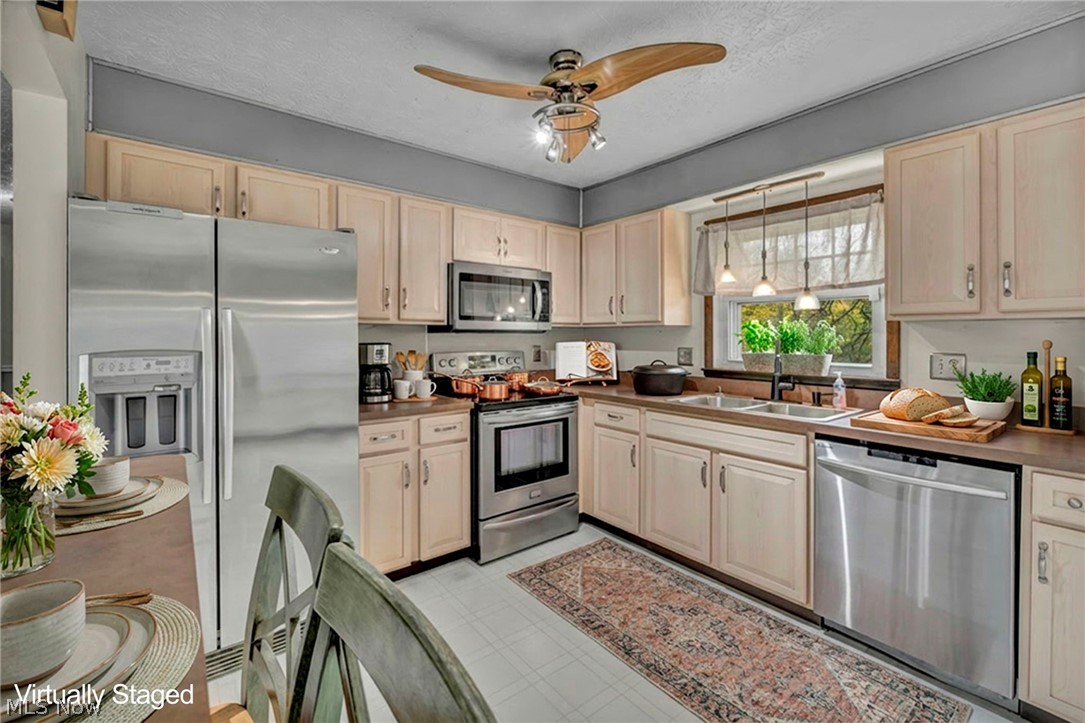 8600 Brentwood Drive