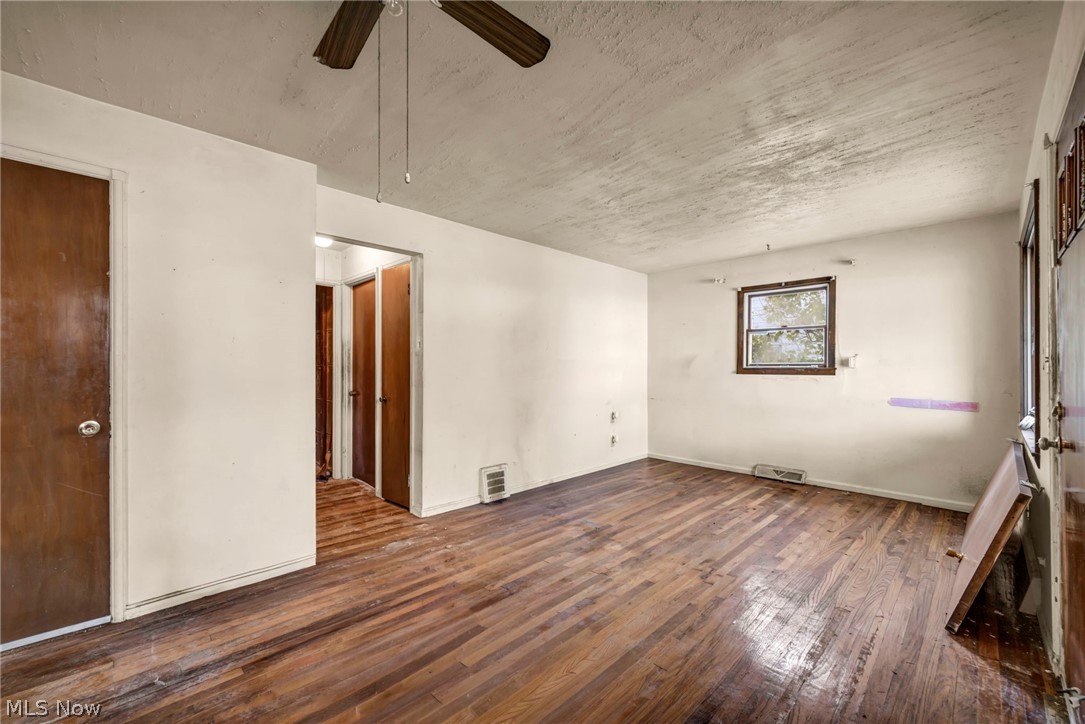 1513 Maple Drive