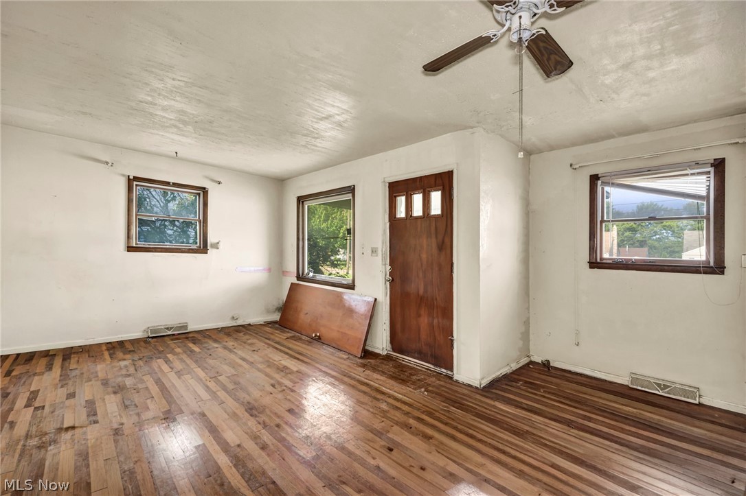 1513 Maple Drive