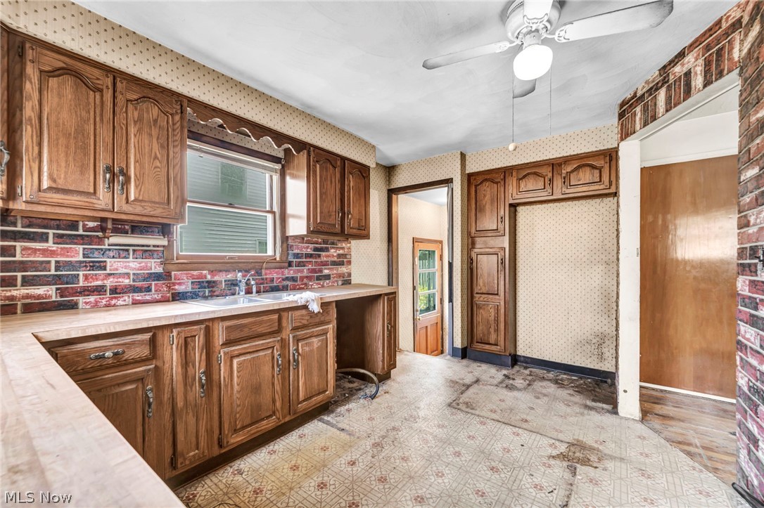 1513 Maple Drive