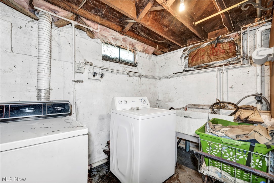 1513 Maple Drive