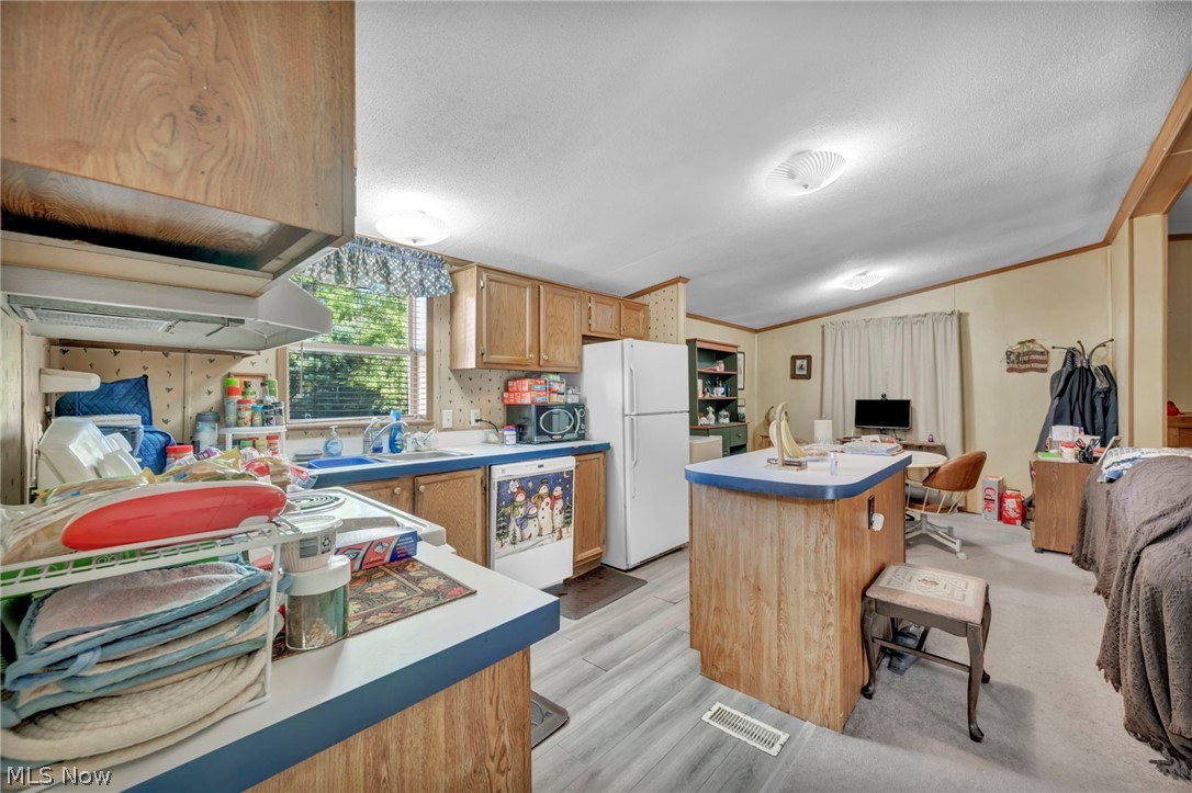 16 Cherry Lane