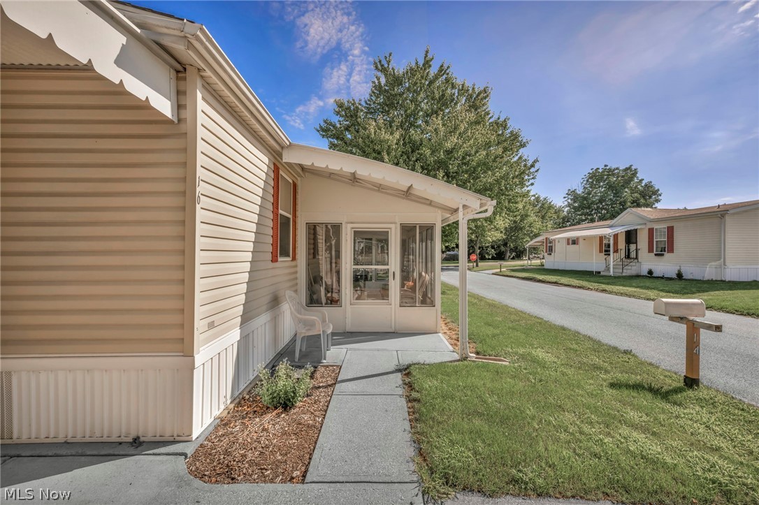 16 Cherry Lane