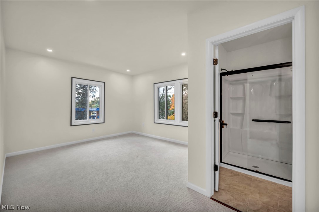 1555 W Market Street