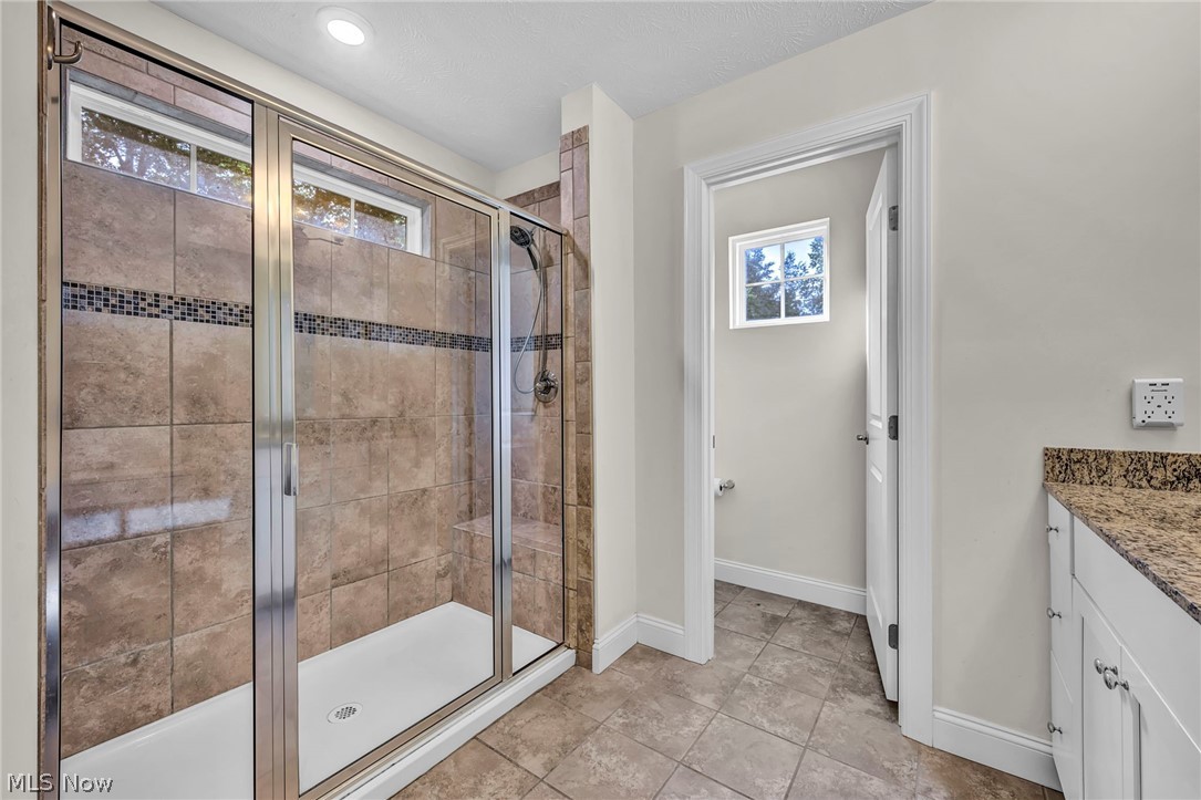 2711 Palmer Lane