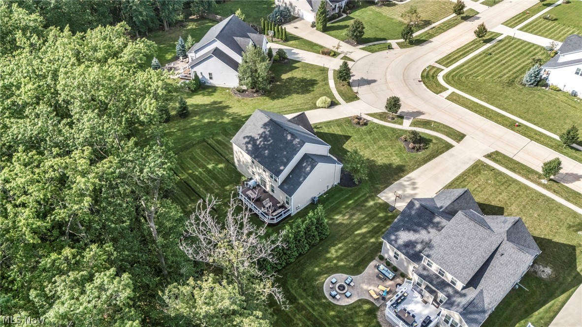 2711 Palmer Lane