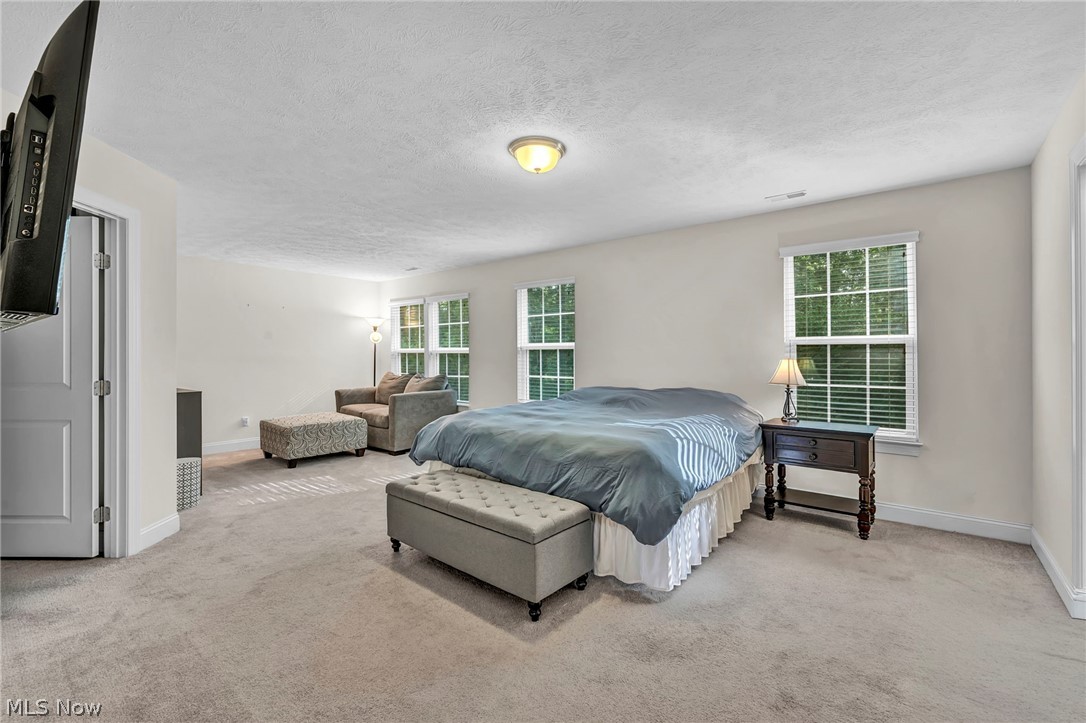 2711 Palmer Lane