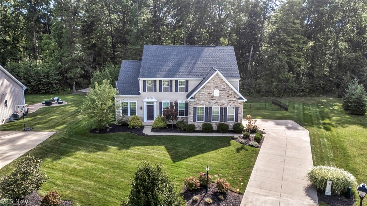 2711 Palmer Lane