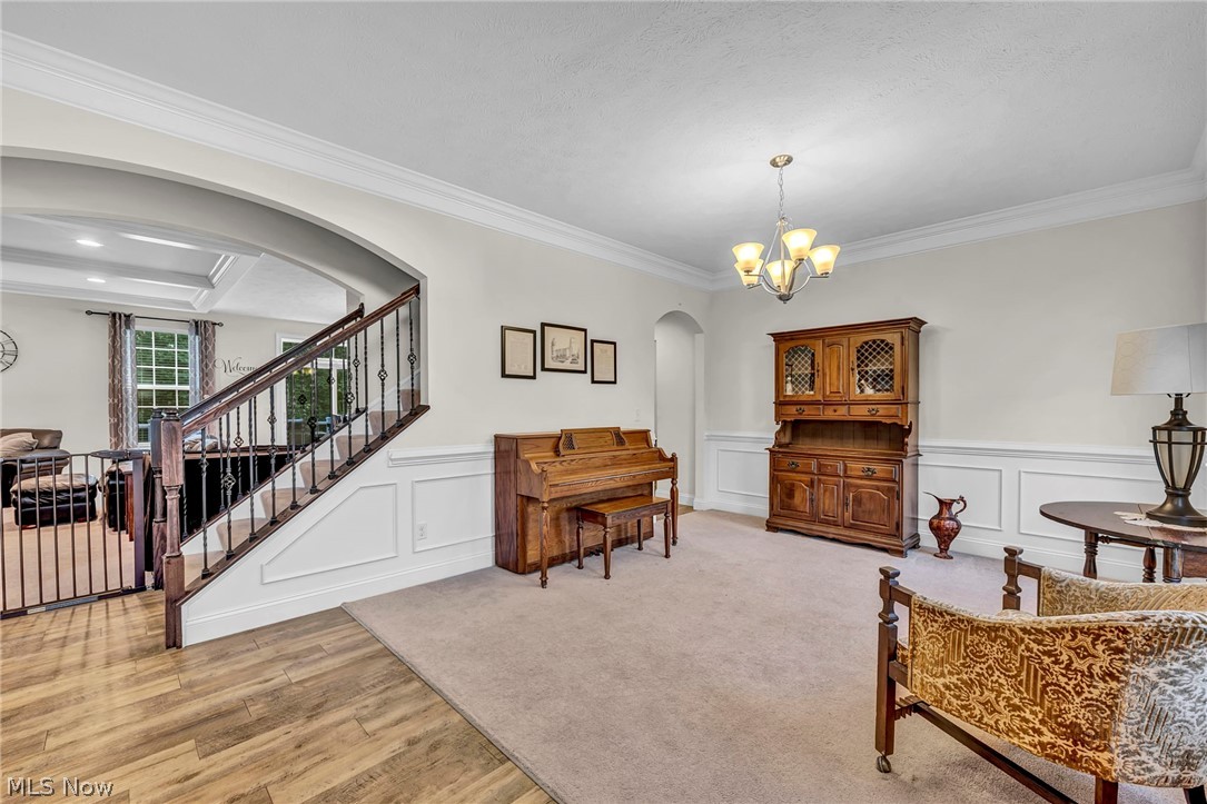 2711 Palmer Lane