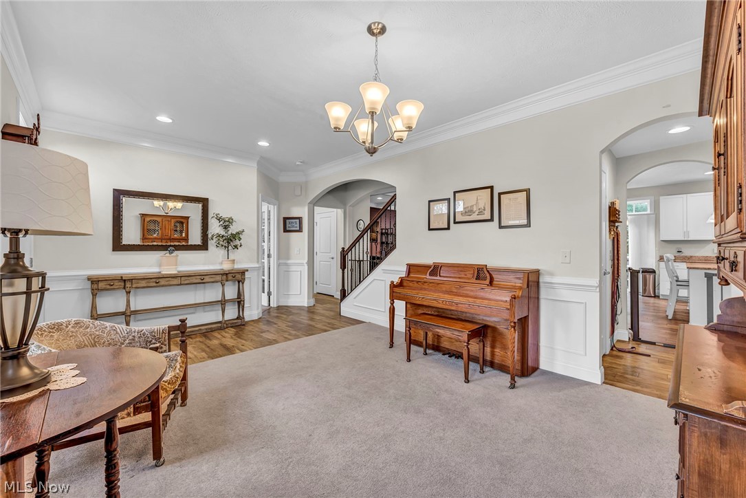 2711 Palmer Lane
