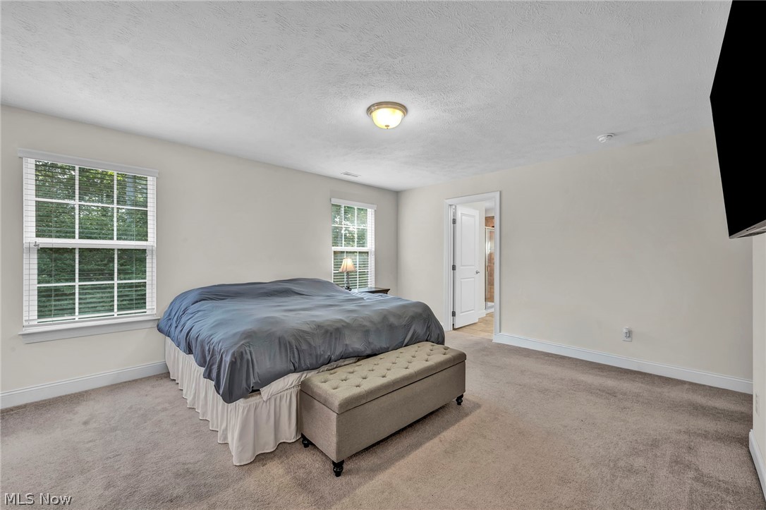 2711 Palmer Lane