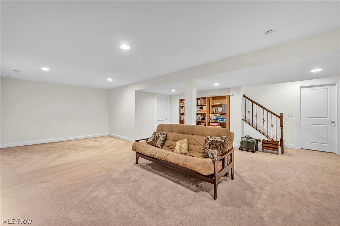 2711 Palmer Lane