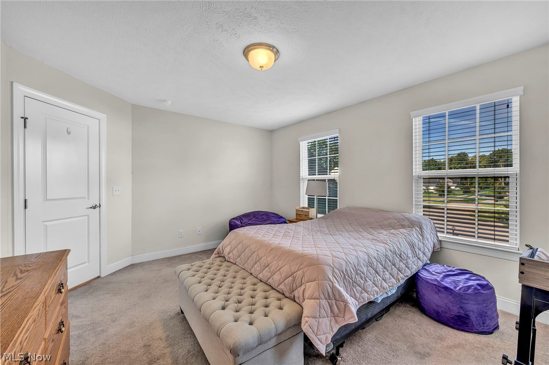2711 Palmer Lane