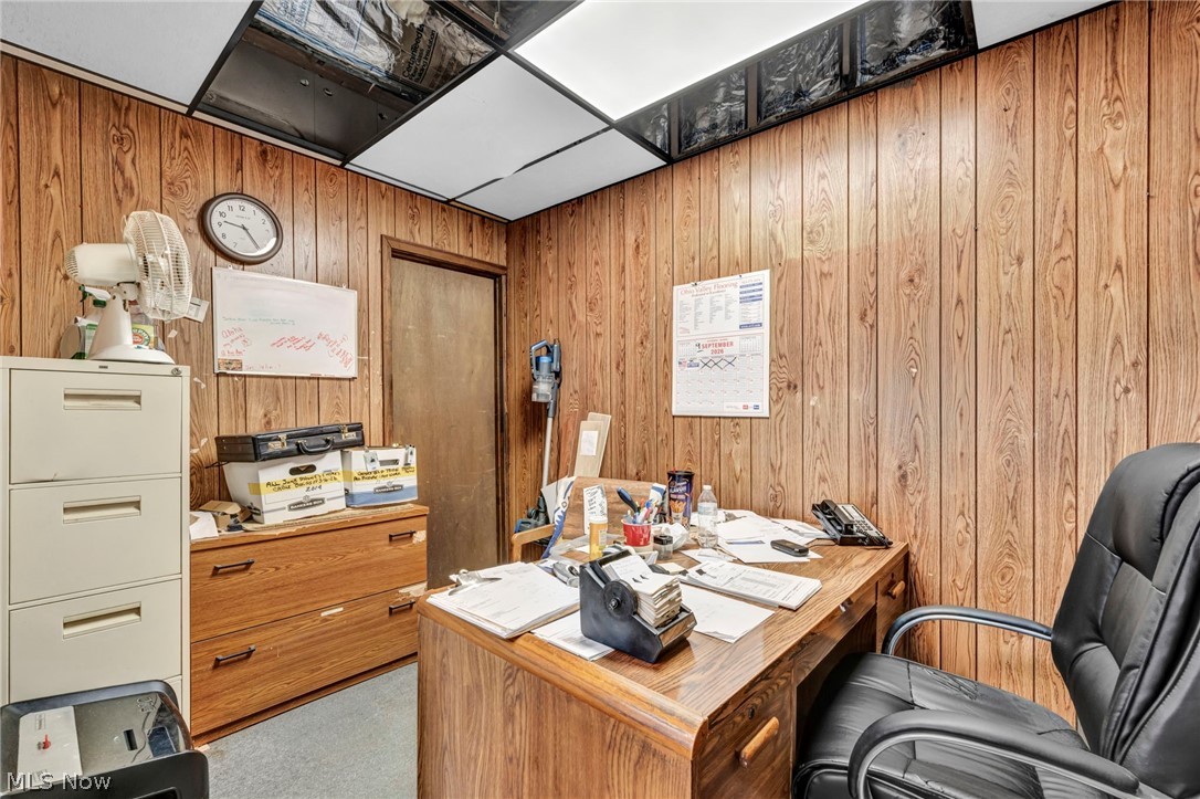 35070 Center Ridge