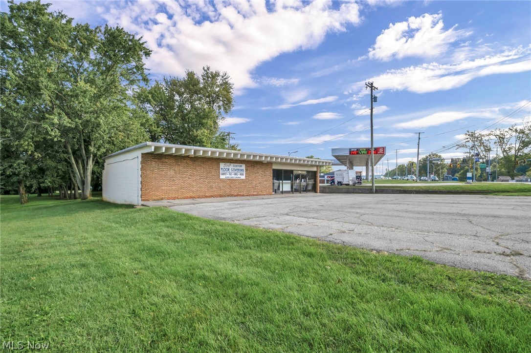35070 Center Ridge