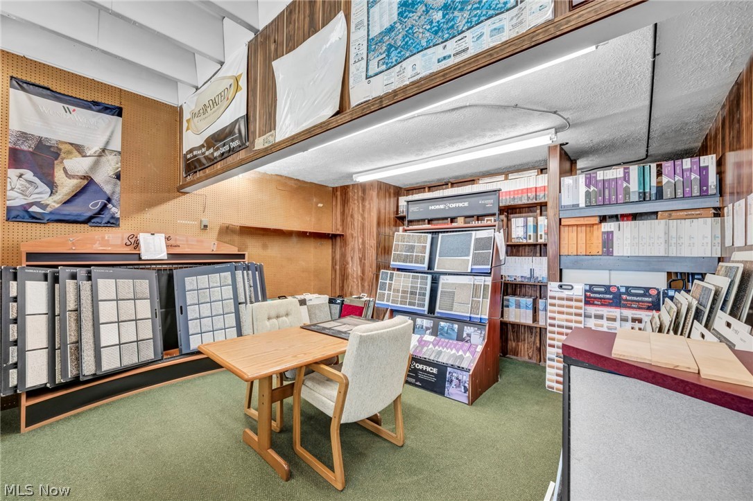35070 Center Ridge