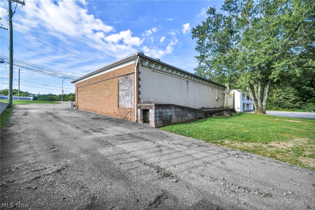 35070 Center Ridge