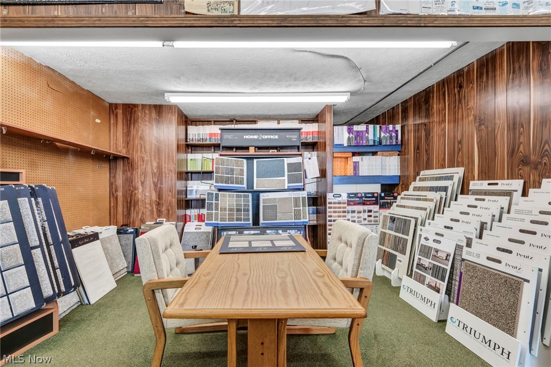 35070 Center Ridge