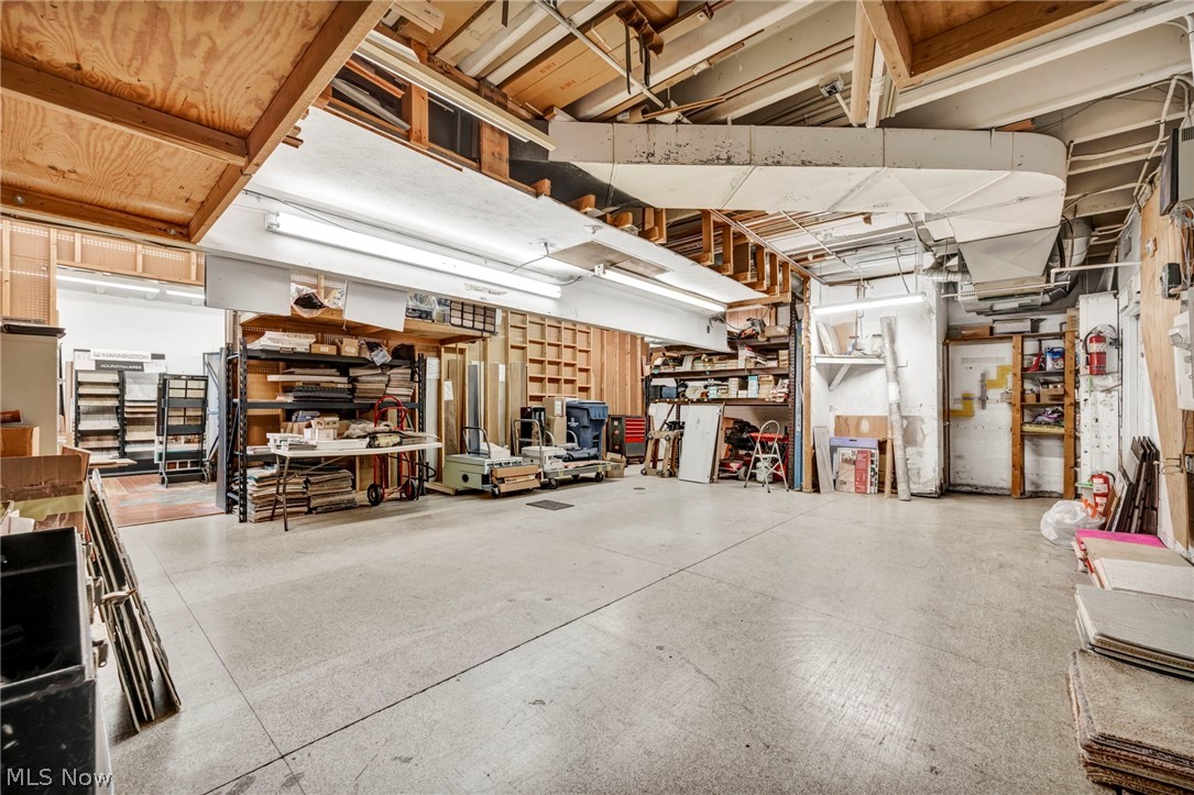 35070 Center Ridge