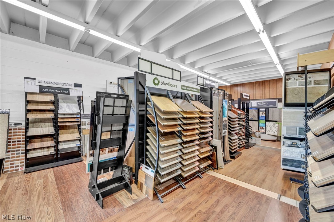 35070 Center Ridge