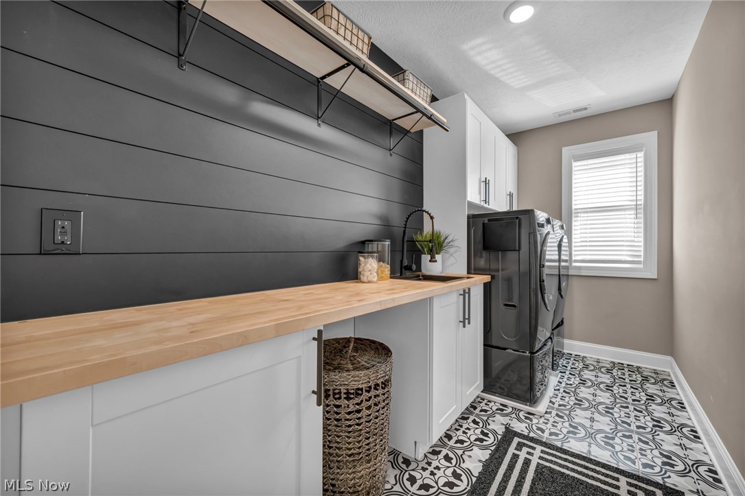 36633 Capri Lane