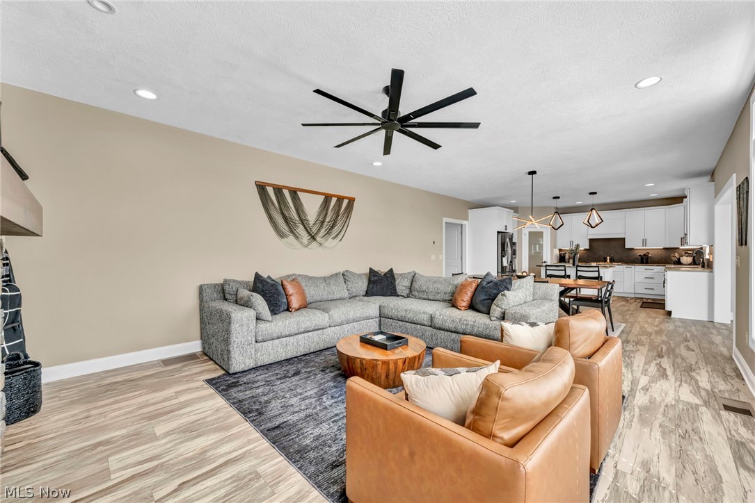 36633 Capri Lane