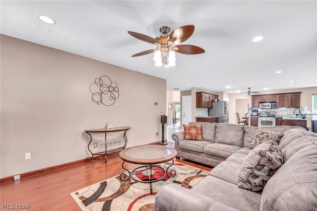 7278 Kentucky Drive