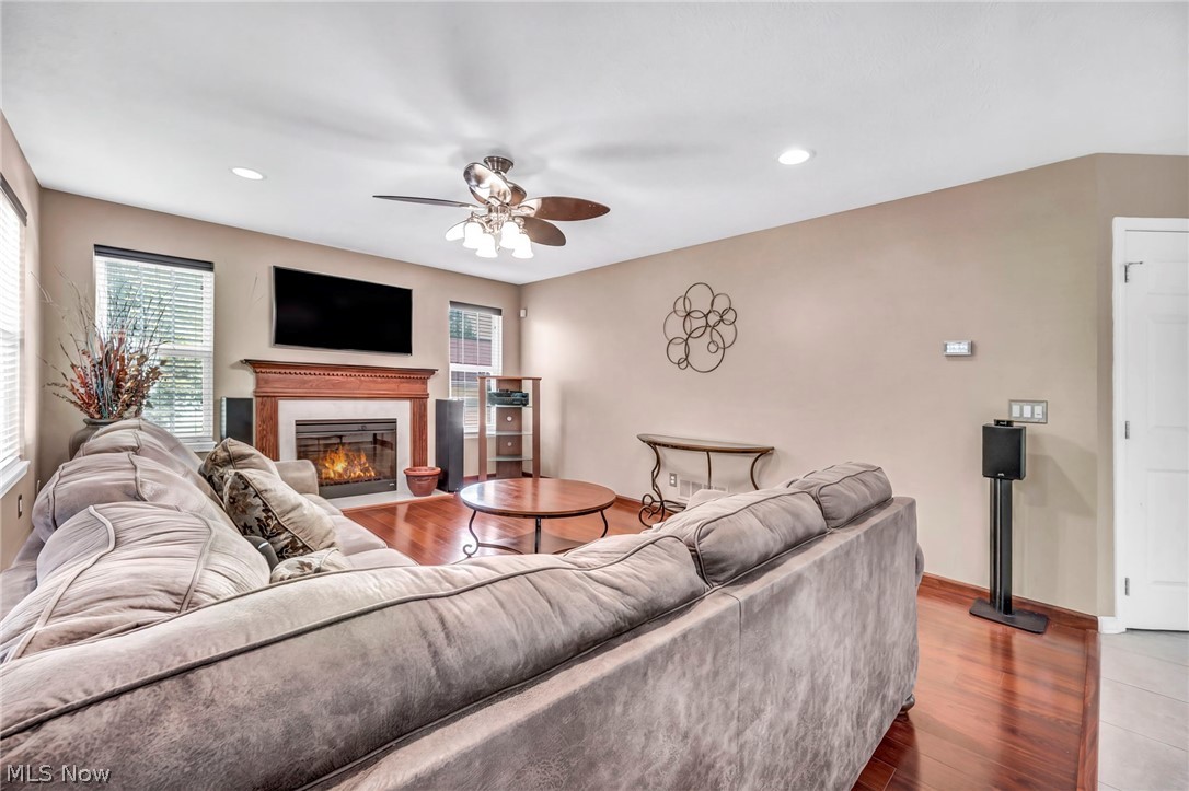 7278 Kentucky Drive