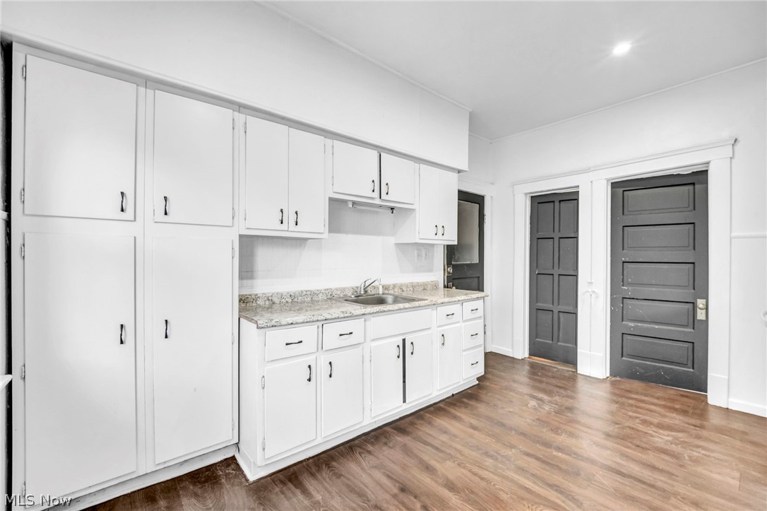 3438 W 98th Street