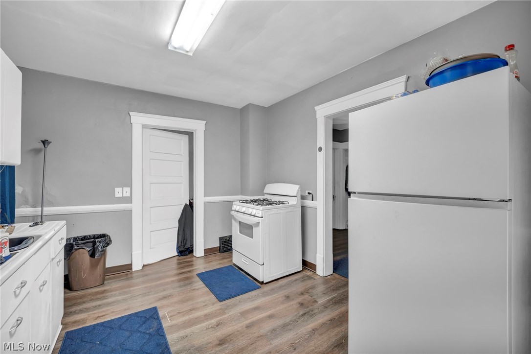 3438 W 98th Street