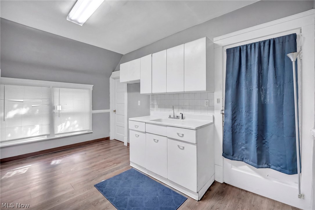 3438 W 98th Street