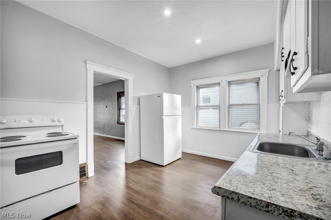 3438 W 98th Street