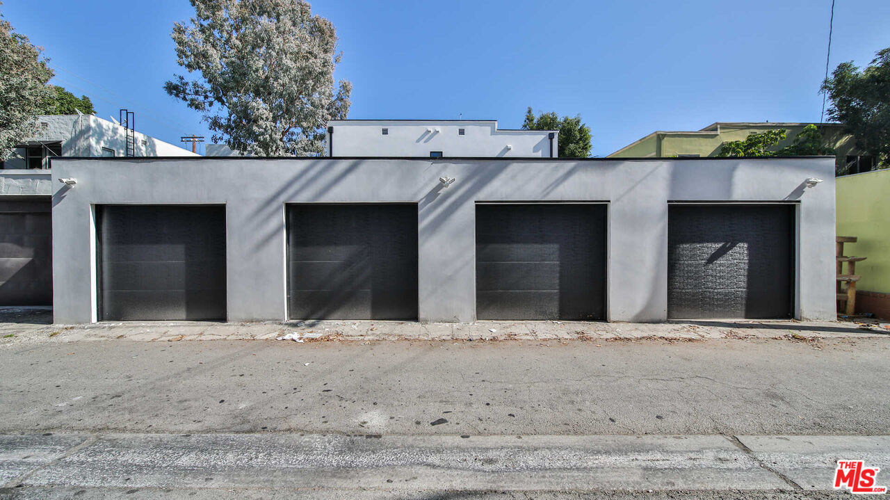 845 N Alfred St