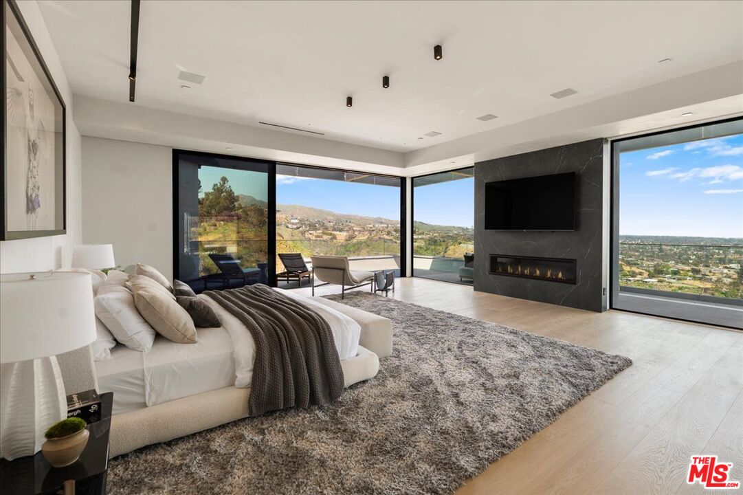 766 Paseo Miramar