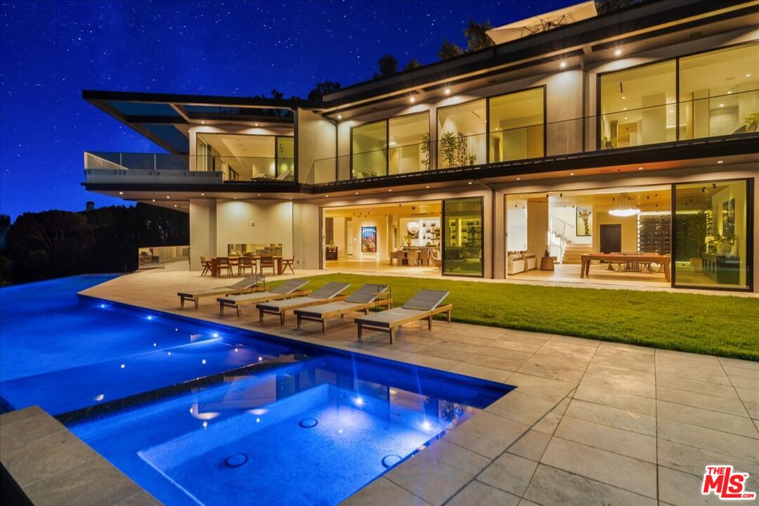 766 Paseo Miramar