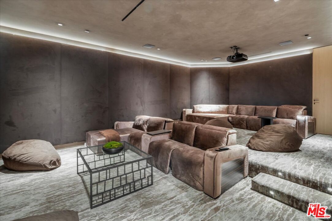766 Paseo Miramar