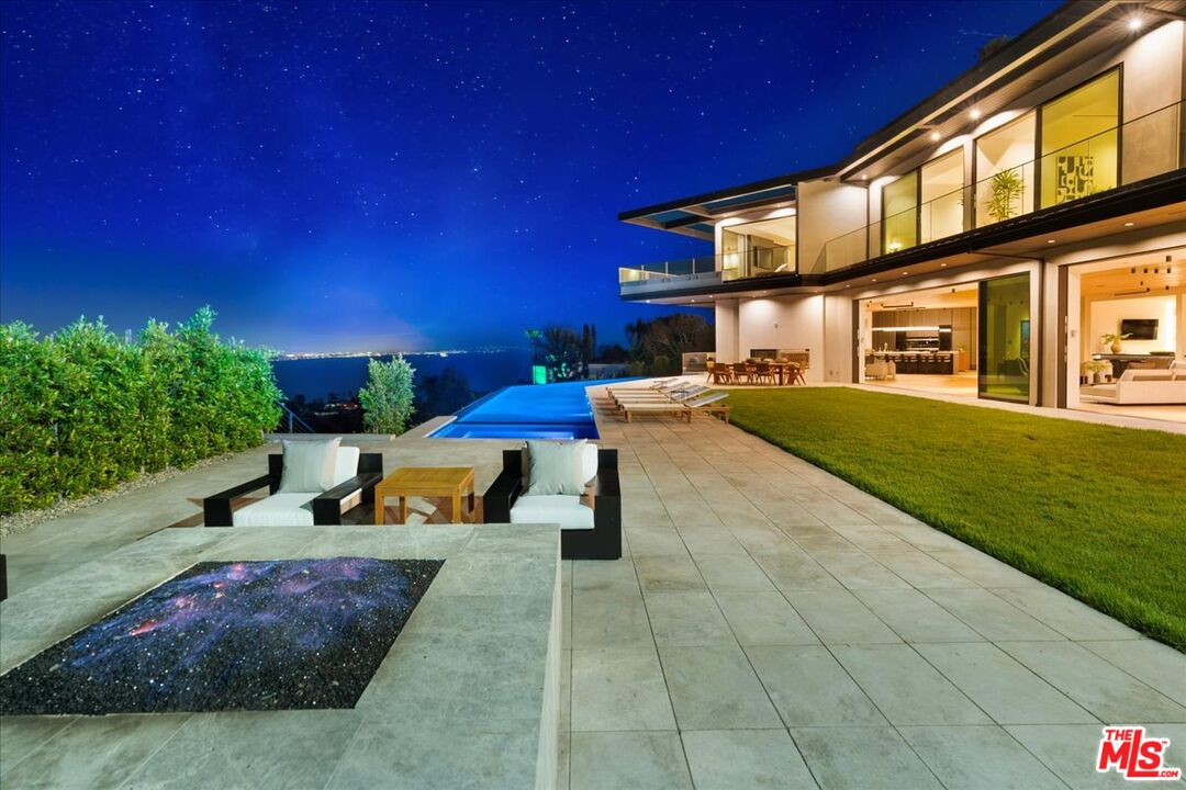 766 Paseo Miramar