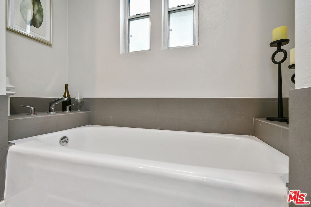 225 S Tower Dr Unit: 101
