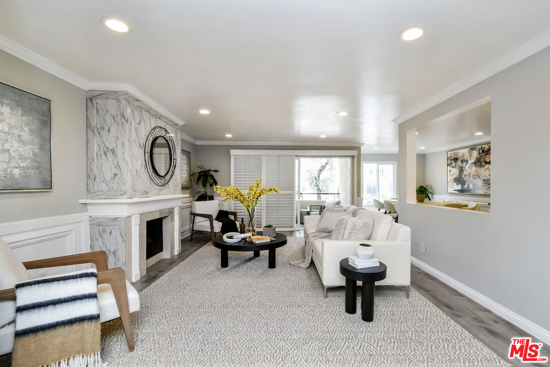 225 S Tower Dr Unit: 101