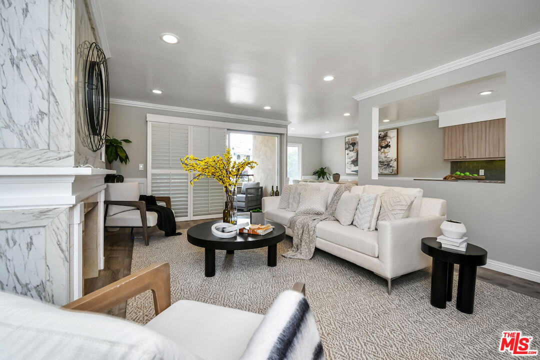 225 S Tower Dr Unit: 101