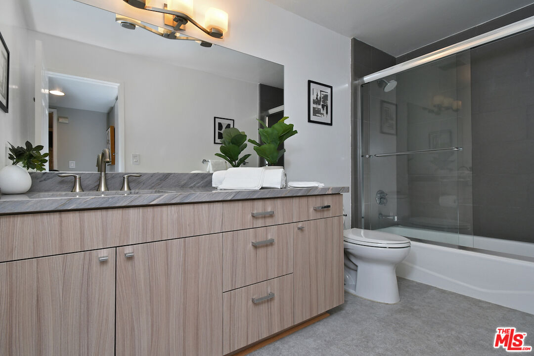 225 S Tower Dr Unit: 101