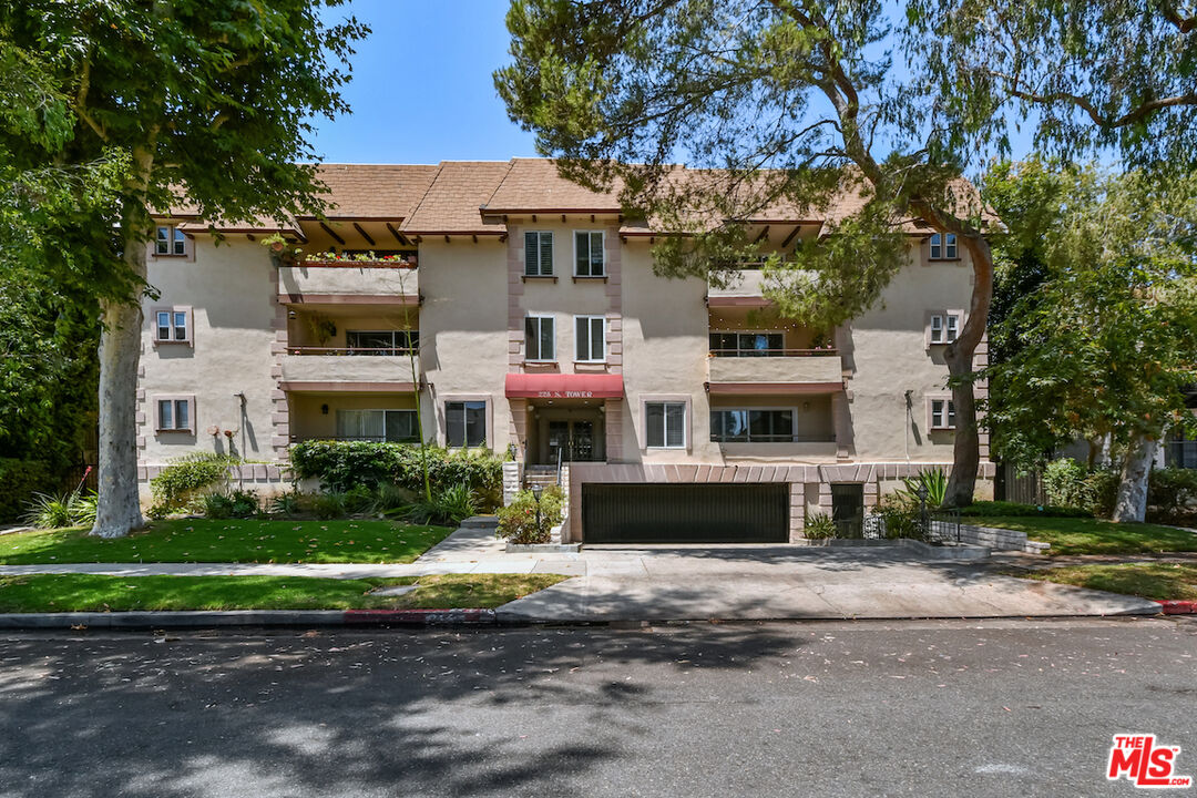 225 S Tower Dr Unit: 101