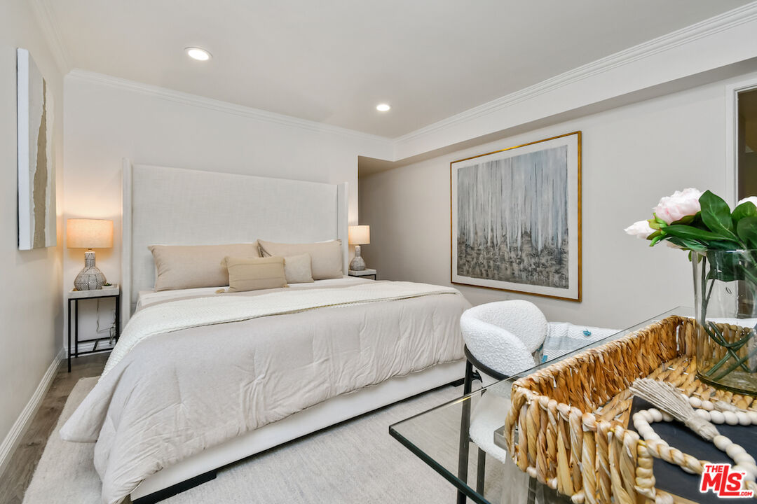 225 S Tower Dr Unit: 101