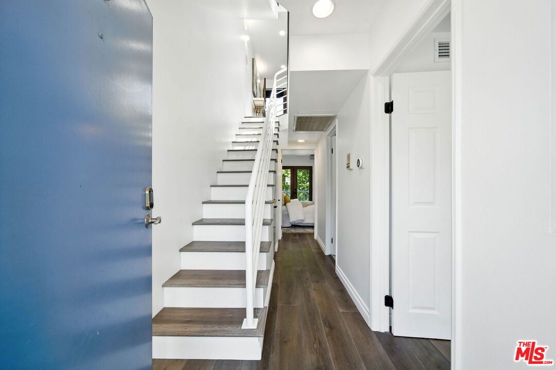 2454 4th St Unit: 4