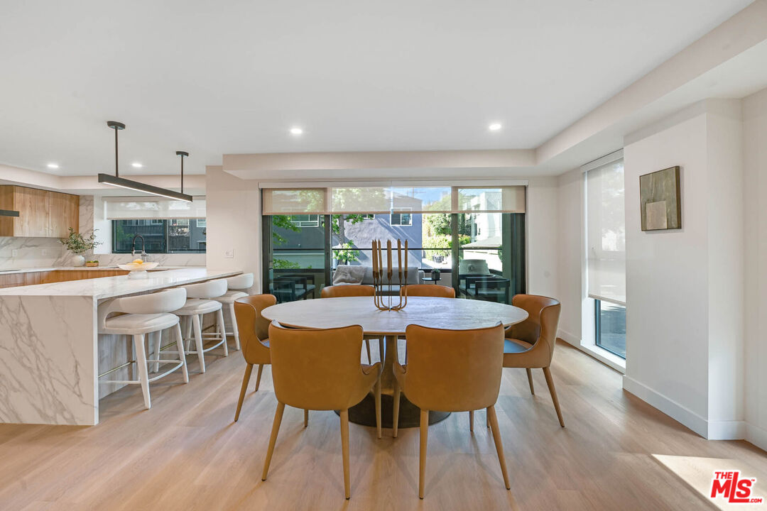 350 N Palm Dr Unit: 303