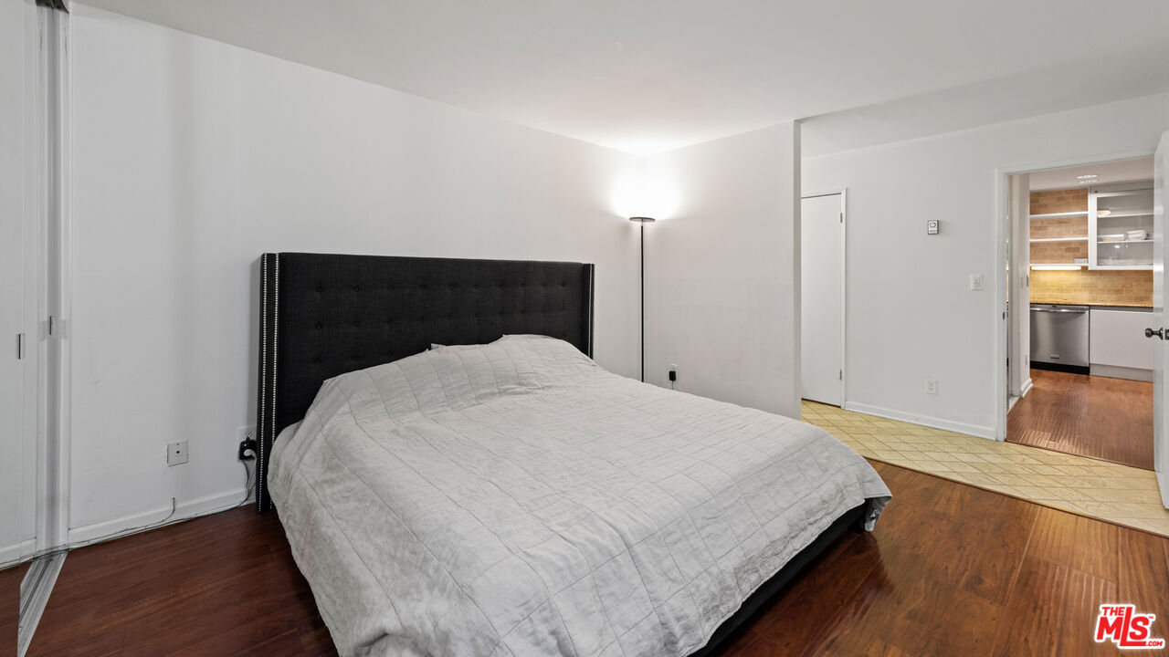 723 Palisades Beach Rd Unit: 107