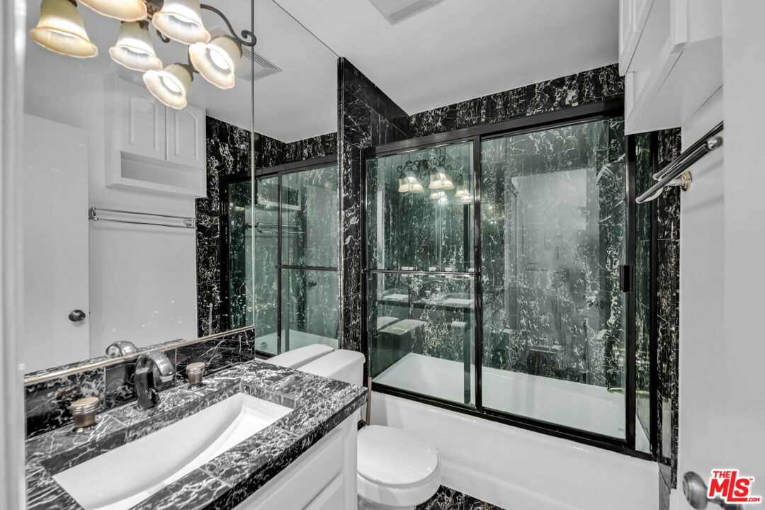 723 Palisades Beach Rd Unit: 107