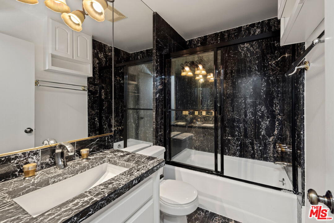 723 Palisades Beach Rd Unit: 107