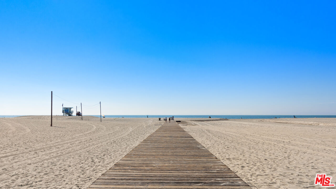 723 Palisades Beach Rd Unit: 107