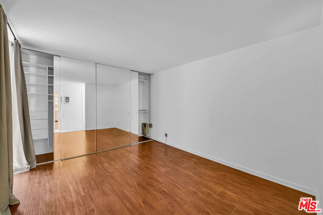 723 Palisades Beach Rd Unit: 107